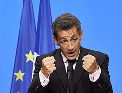 Sarkozy İspanyolları çok üzdü