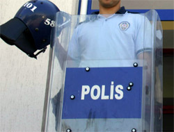 Polis amirinin 2lerle dolu hayatı