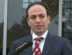 Baydemir etnik siyasette ısrarlı