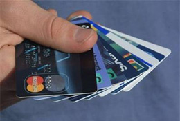 Kredi kartı borçluları azaldı